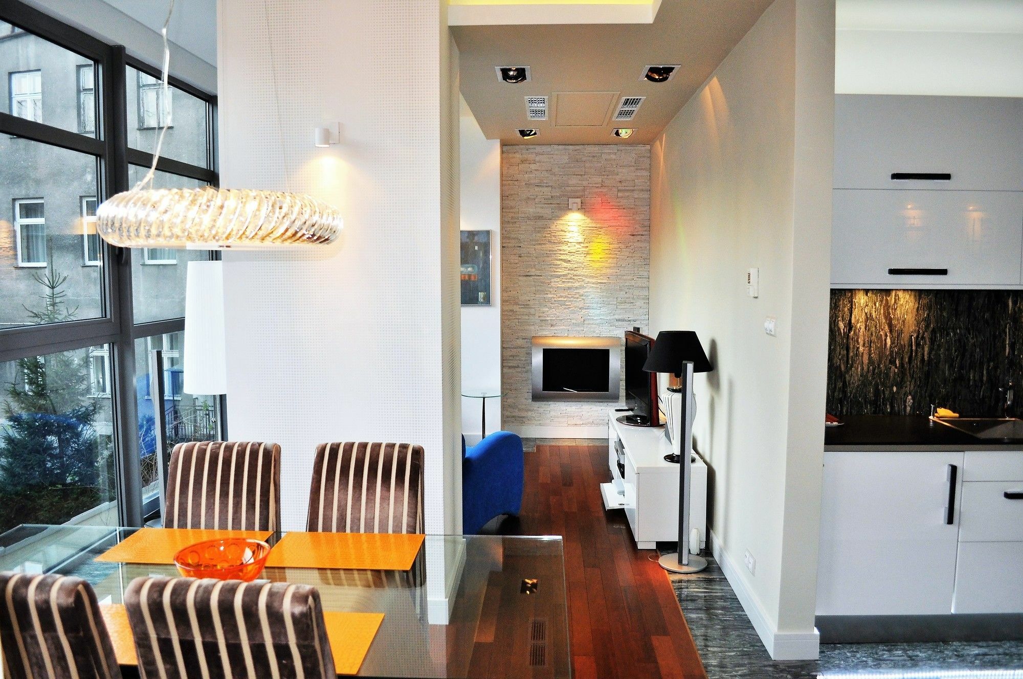 Mondrian Luxury & Old Town Krakau
