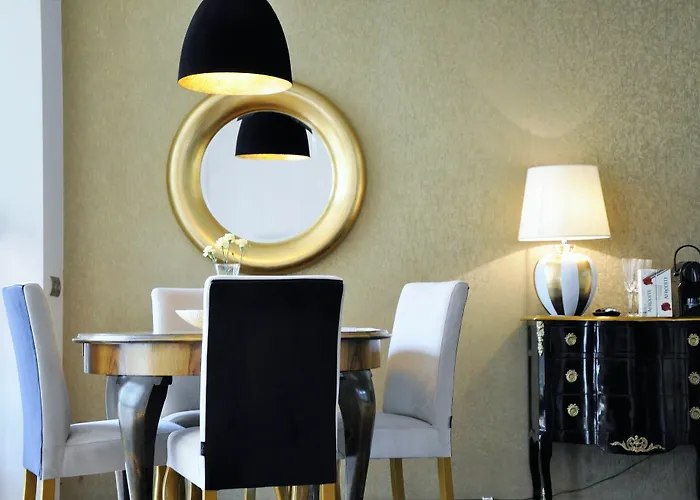MONDRIAN Luxury Suites&Apartments Krakow Old Town