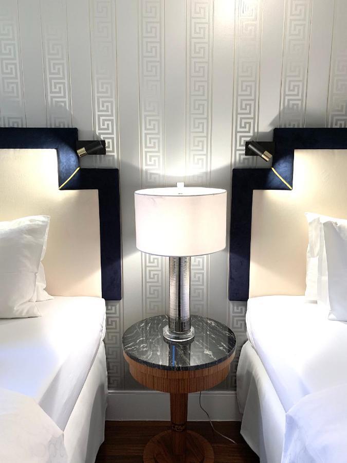 Mondrian Luxury & Old Town Hotel apartamentowy 5*