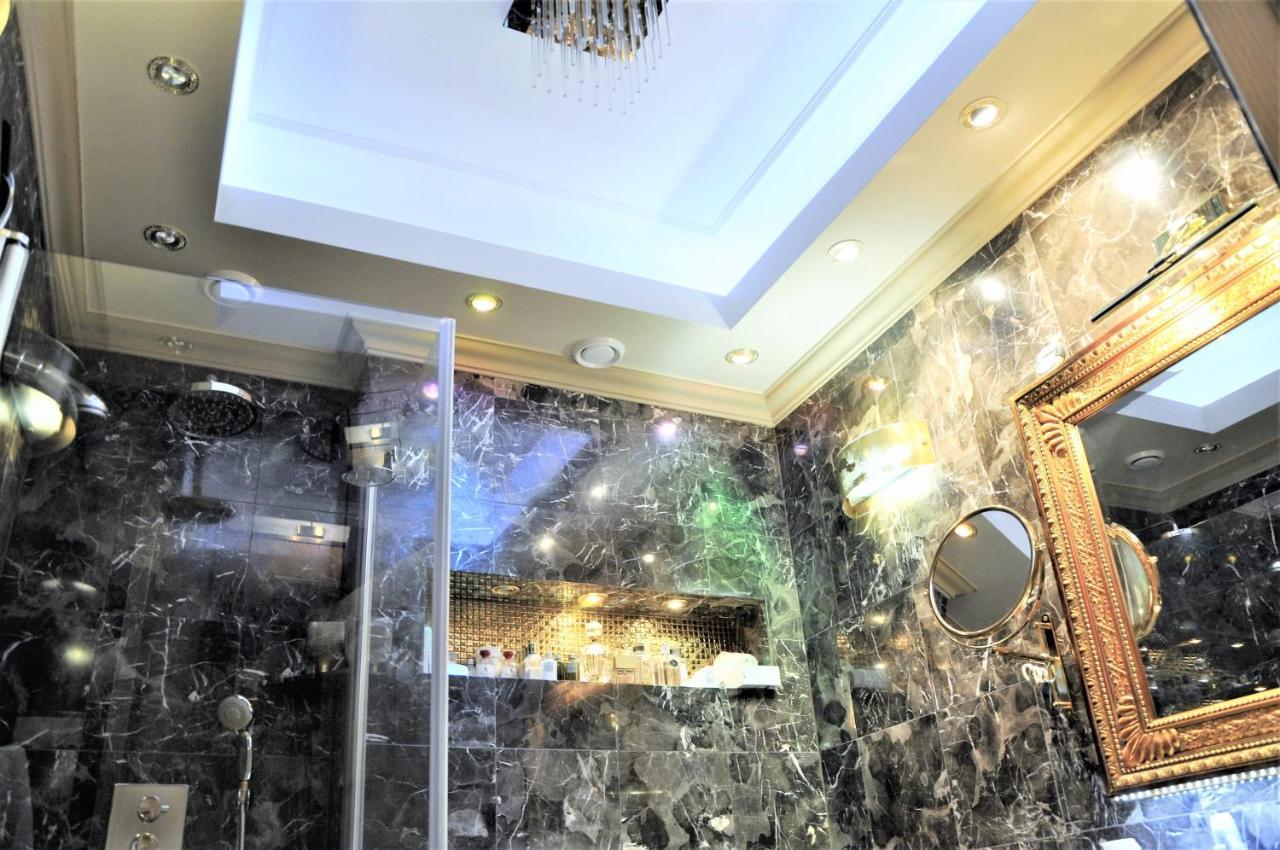 Hotel apartamentowy Mondrian Luxury & Old Town