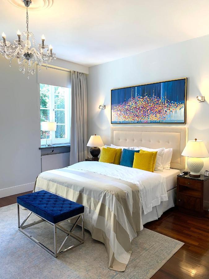 Hotel apartamentowy Mondrian Luxury & Old Town