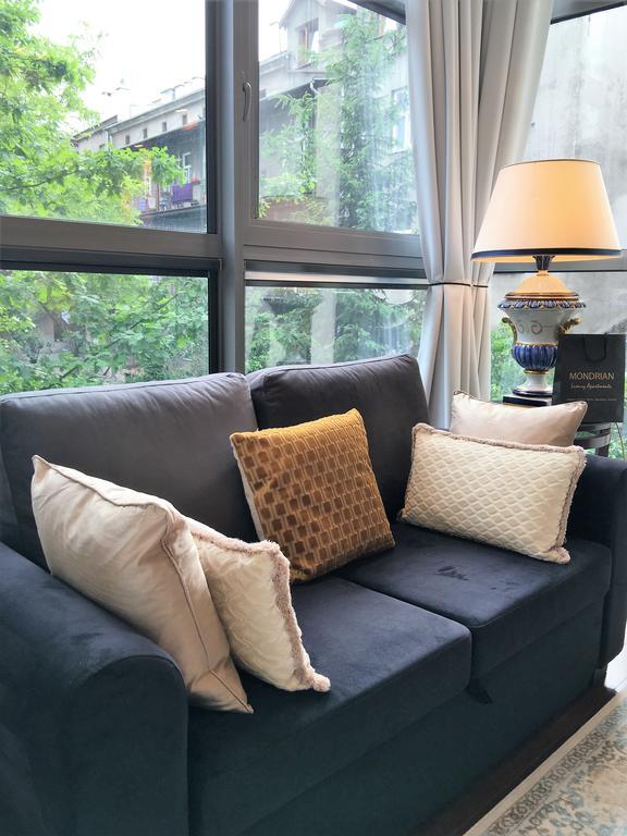 Hotel apartamentowy Mondrian Luxury & Old Town 5*
