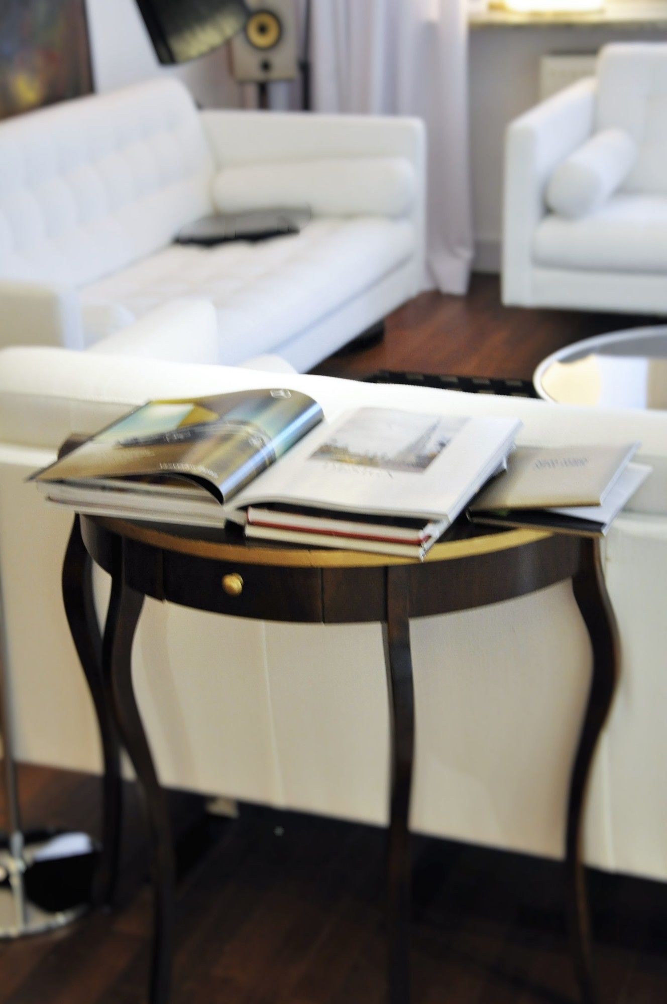 Hotel apartamentowy Mondrian Luxury & Old Town